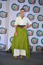 Neha Dhupia spark a debate at Ariel - Is laundry only a woman